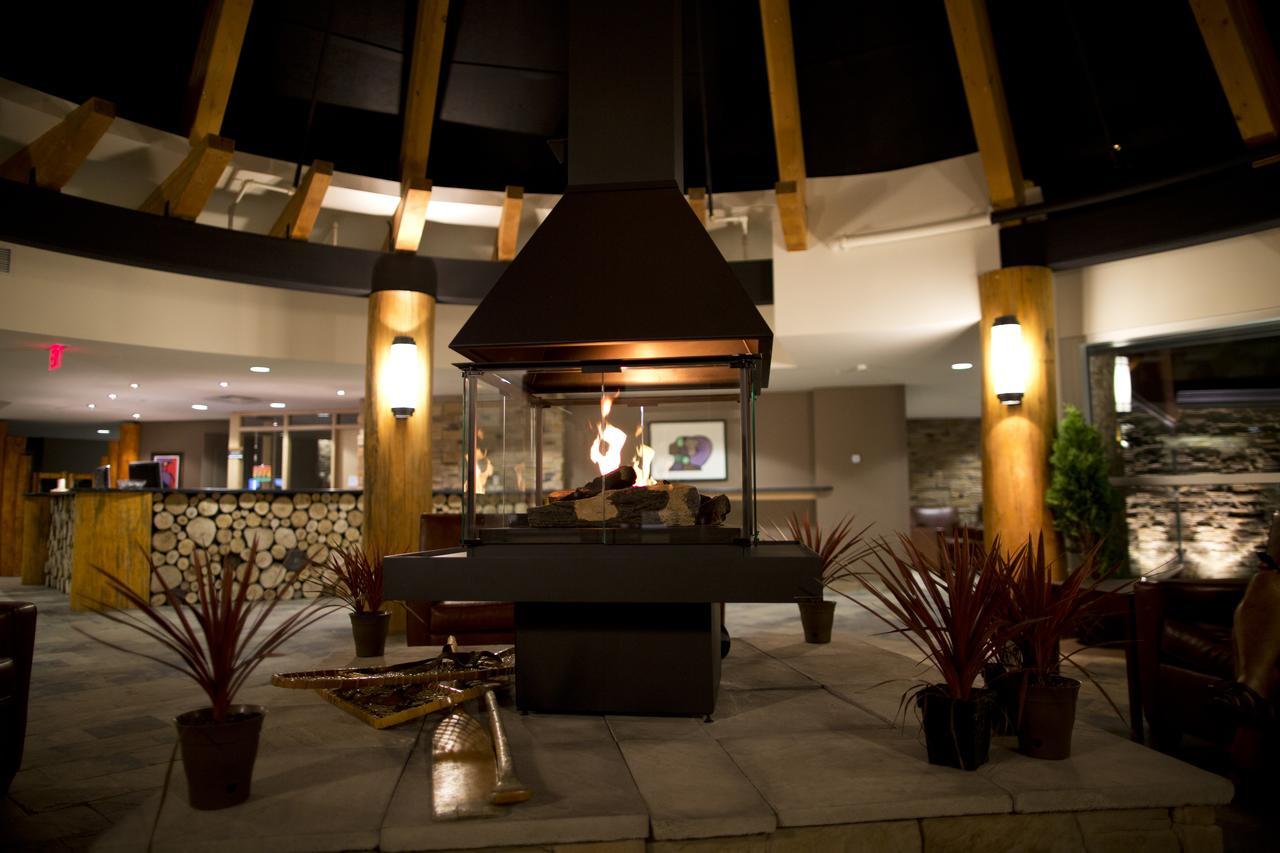 Manitoulin And Conference Centre Hotel 3*